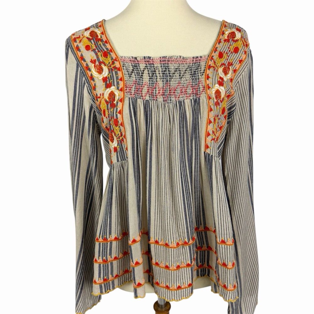 NEW THML Long Bell Sleeve Floral Embroidered Square Neck Relaxed Boho Top Small